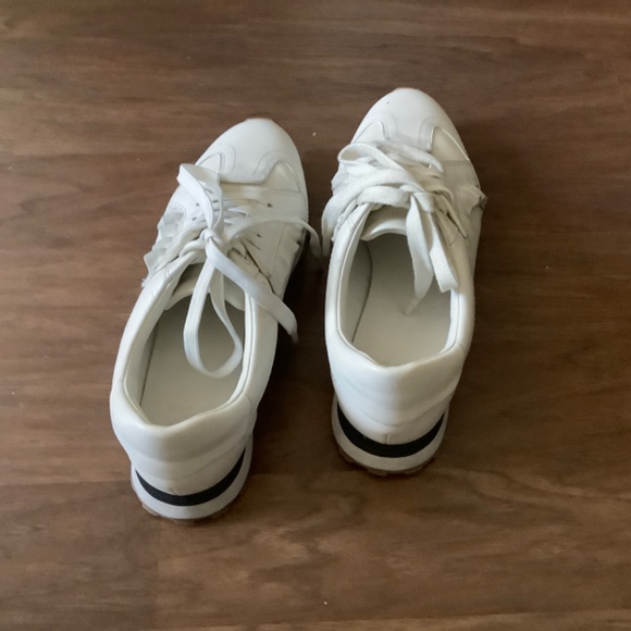 Tory Burch all leather white sneaker - Picture 3 of 7